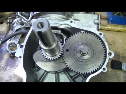 Product picture Tecumseh L-Head 3-11 HP 4 Cycle Small Engine Repair Manual